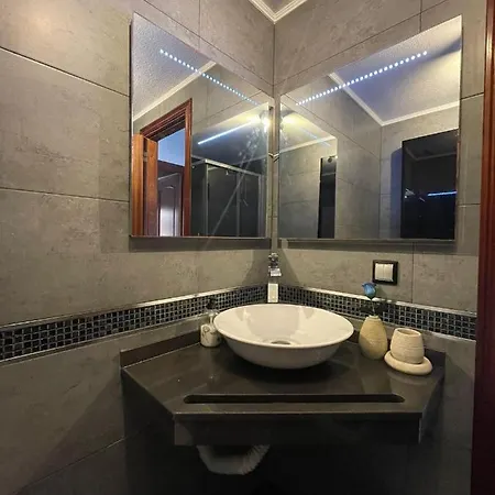 Apartment En El Medano, Tenerife *
